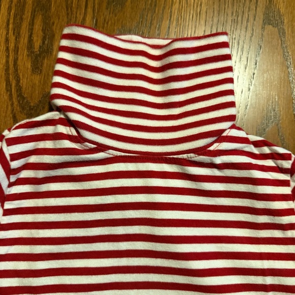 L.L. Bean LL Kids red and white striped turtle neck size large (6-7) - Picture 4 of 5